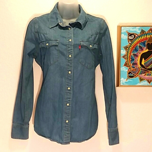 Levi's Tops - Levis RedTab Snap Front Western Shirt